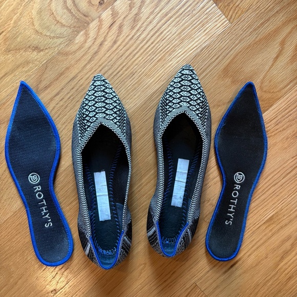 Black Python Point Toe Rothy's Flats - Size 7.5 - Picture 8 of 11